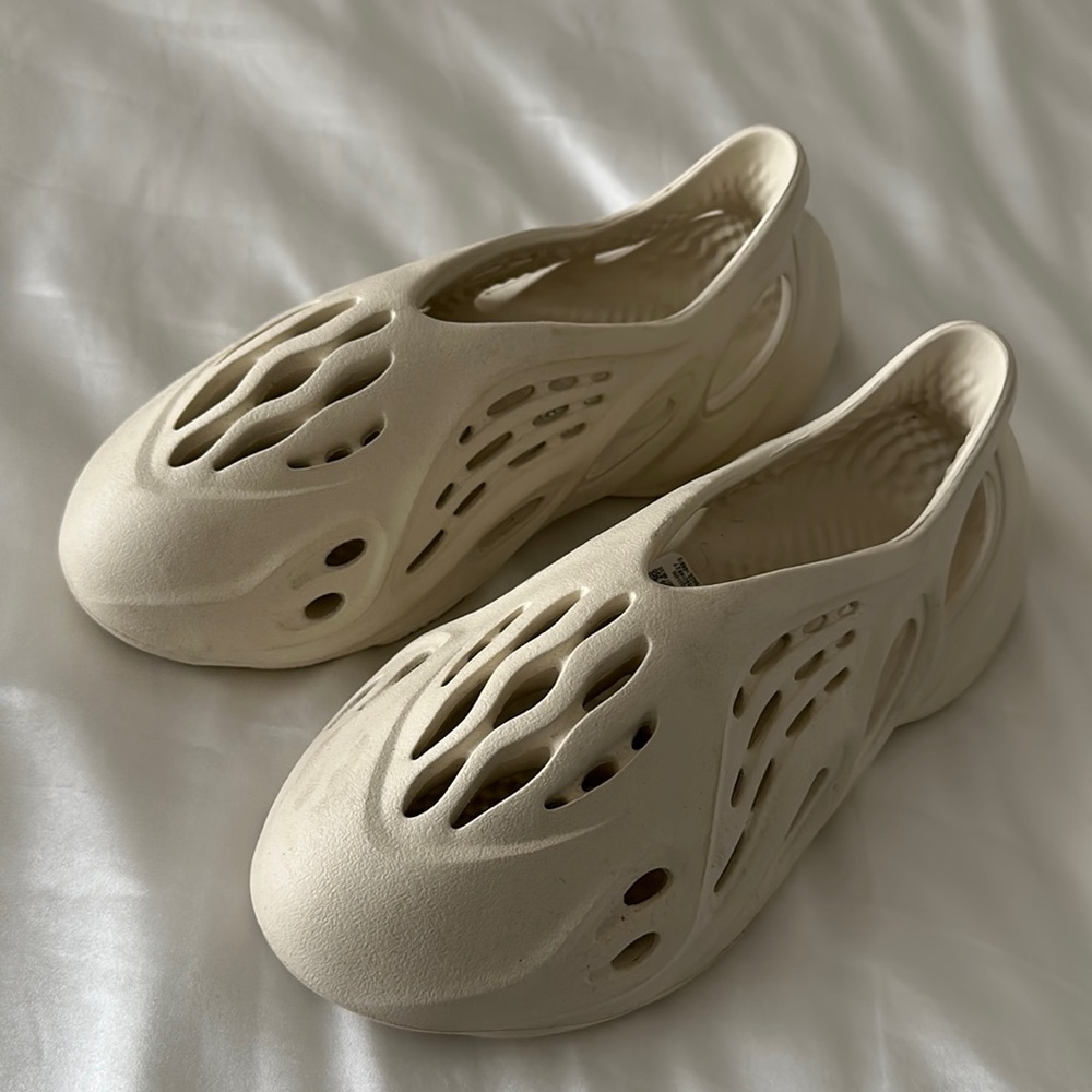 Brand New Yeezy Foam Runners